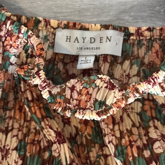 Adorable floral peplum top square neck with puff sleeves Sz L - Picture 2 of 6